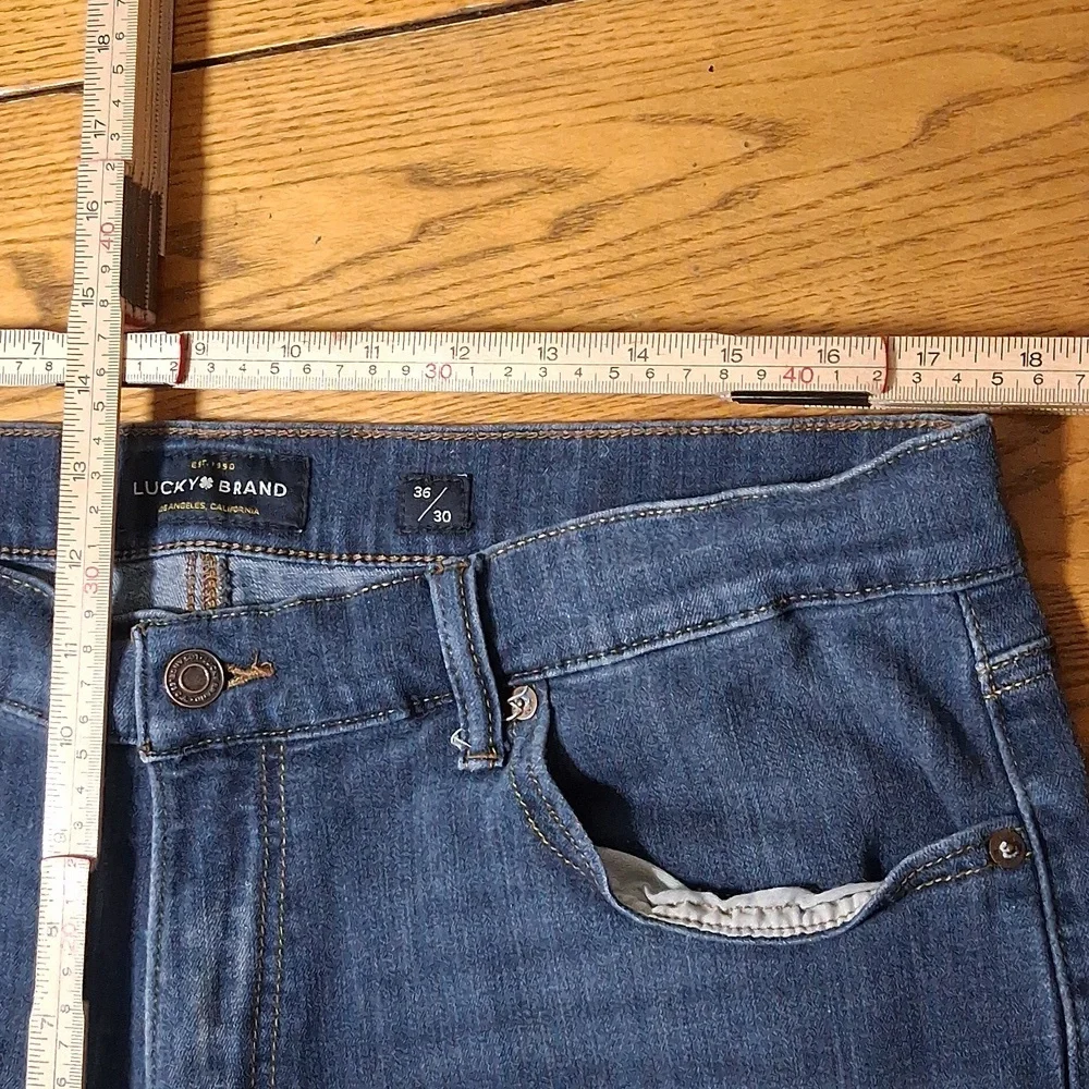 LUCKY BRAND Jeans Mens 36 / 30 Blue Denim 440 ATHLETIC SLIM Used Pants Preowned - Picture 3 of 4